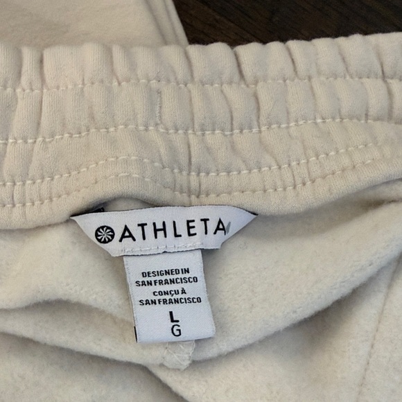 NWT Women’s Athleta Cream Joggers - Picture 6 of 7